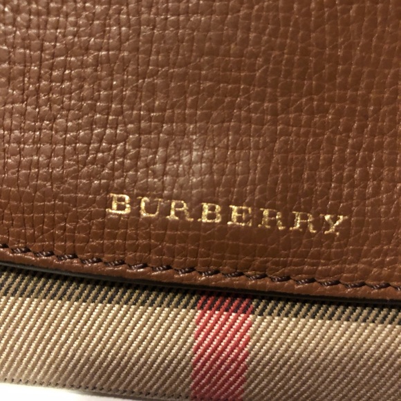 Burberry Wallet - Picture 4 of 7
